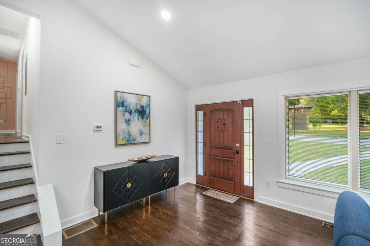 3462 Ingledale Drive Atlanta - 25