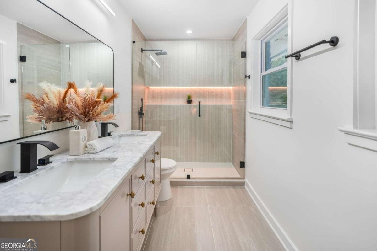 3462 Ingledale Drive Atlanta - 29