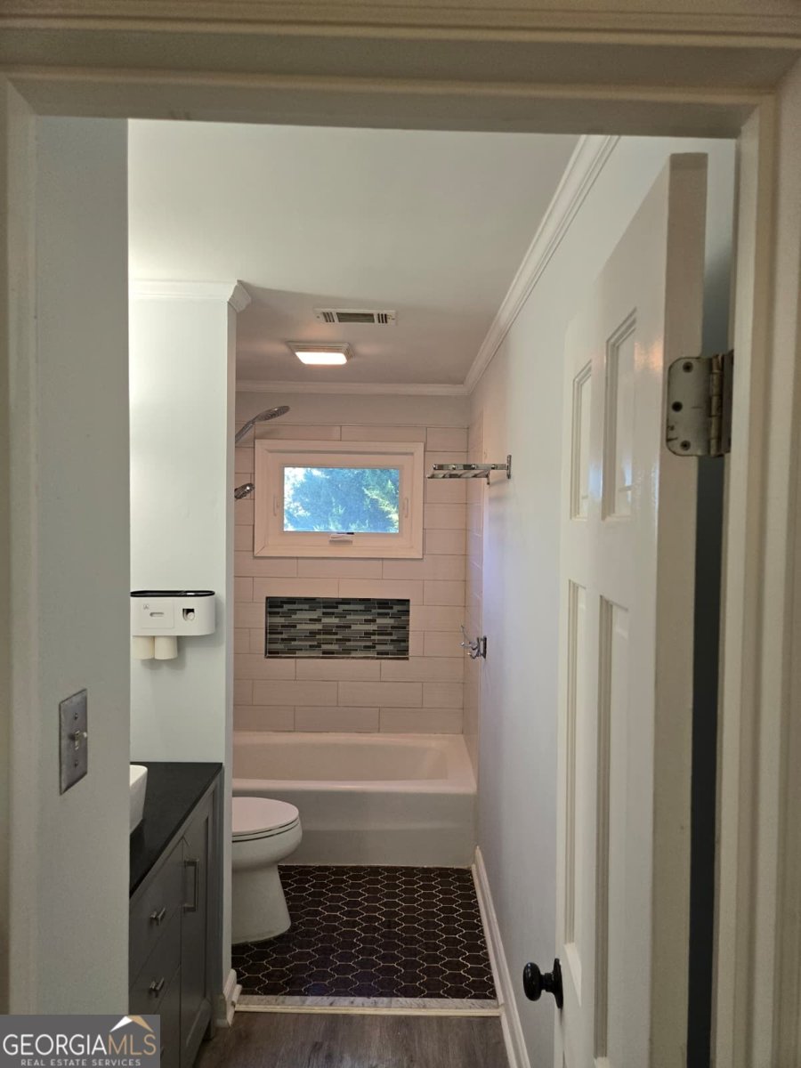 230 Dix Lee On Drive Fayetteville - 77