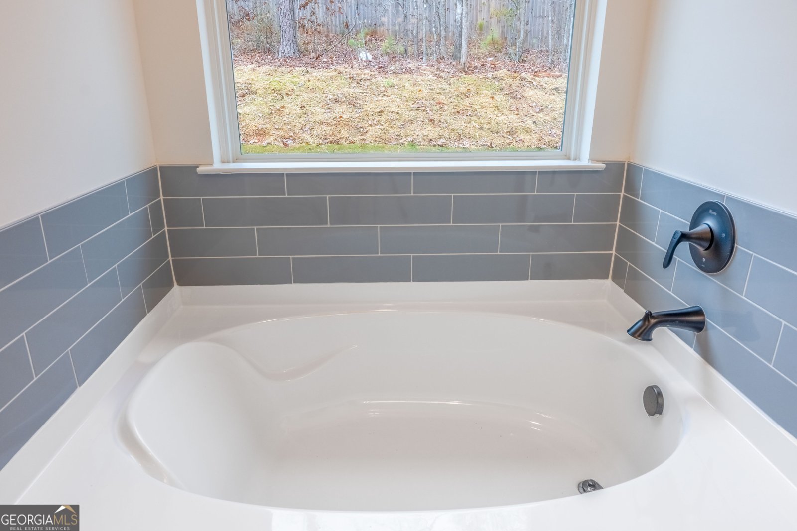 629 Hunter Welch Parkway Luthersville - 27