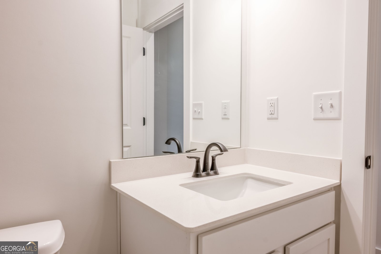 629 Hunter Welch Parkway Luthersville - 37