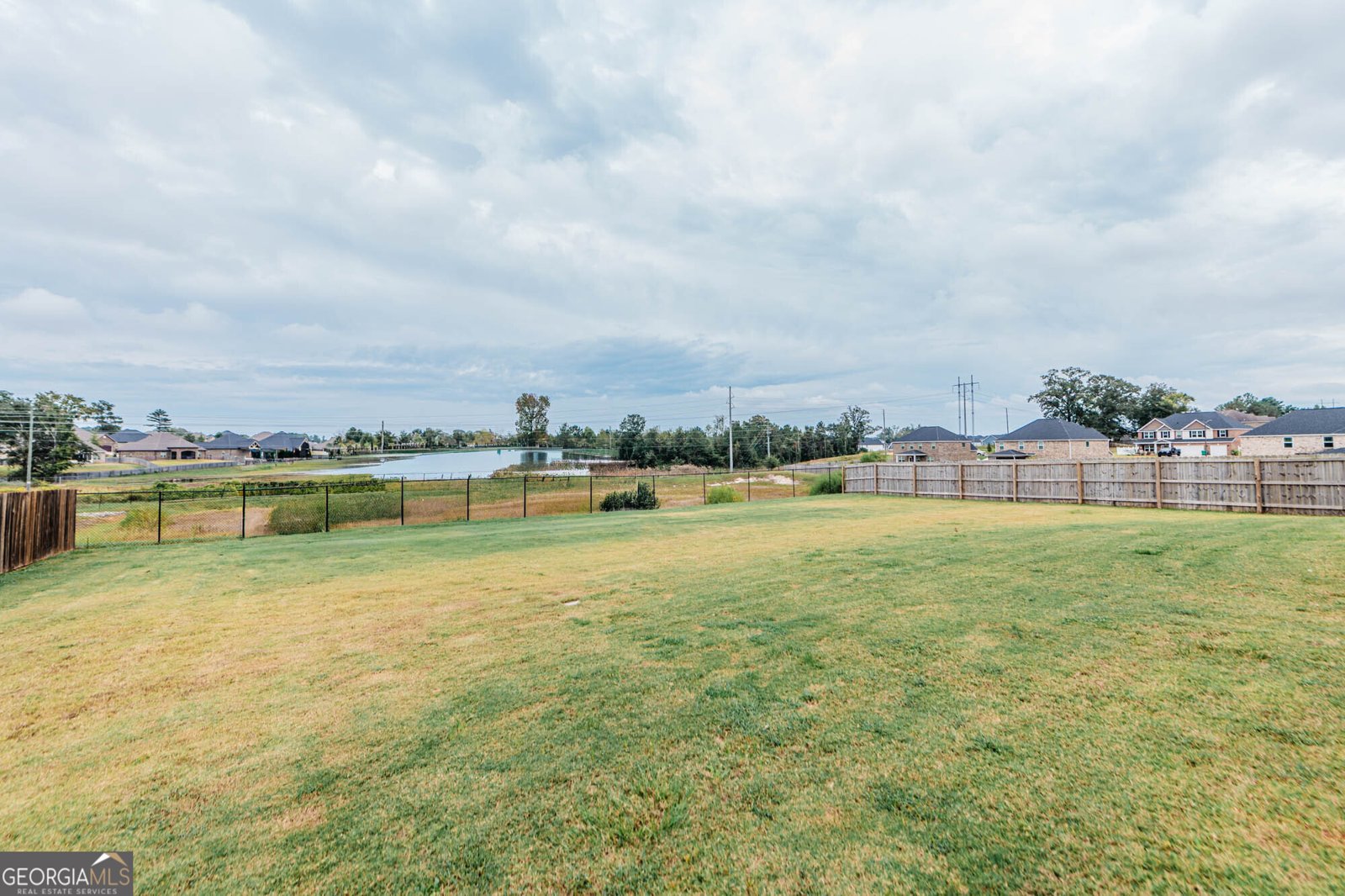 512 Thurston Street Bonaire - 55