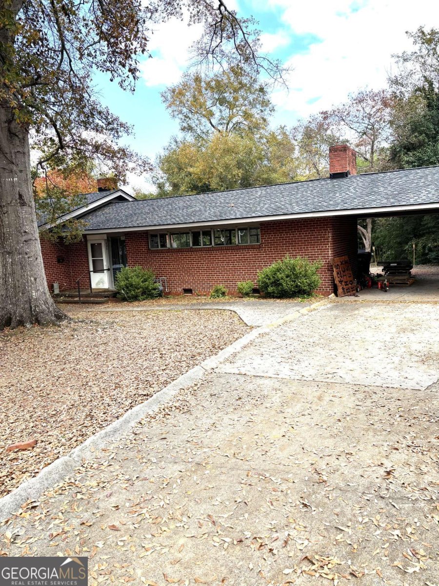 425 Columbia St, Milledgeville - 2