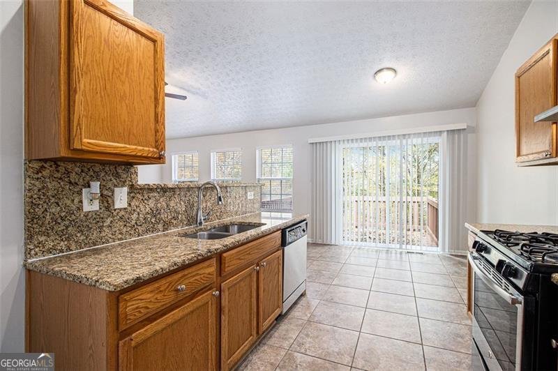 6908 REGISTRY CHASE Stone Mountain - 8