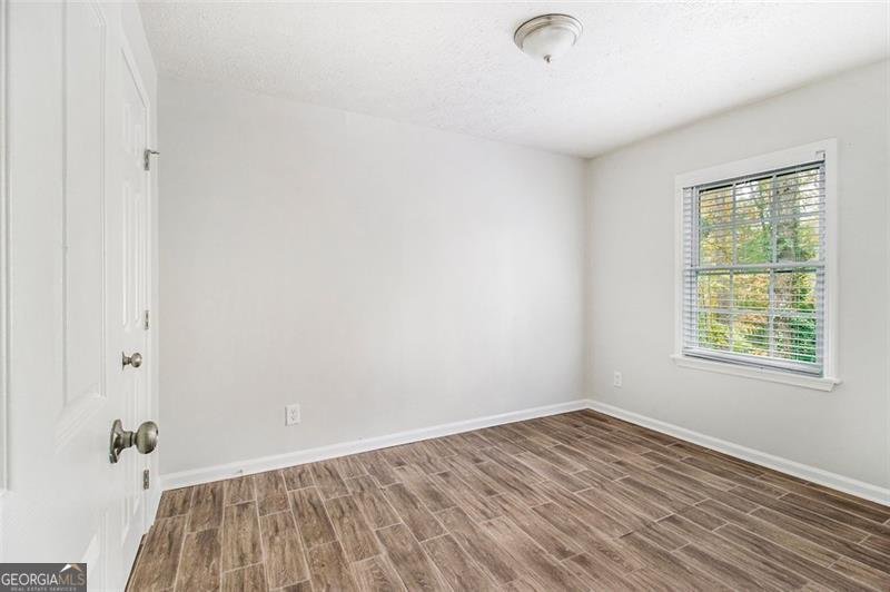 721 The Trace Lithonia - 18