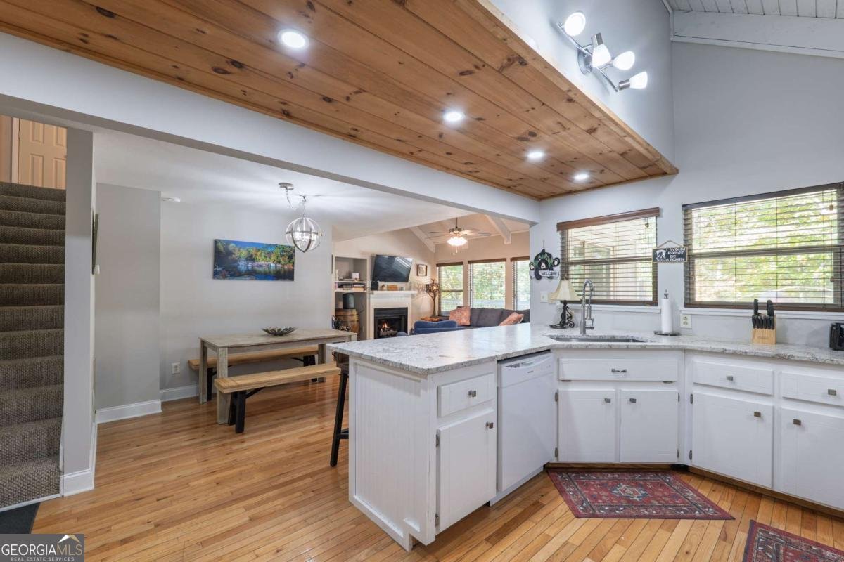 259 DACH BRUECKE GASSE Helen - 5