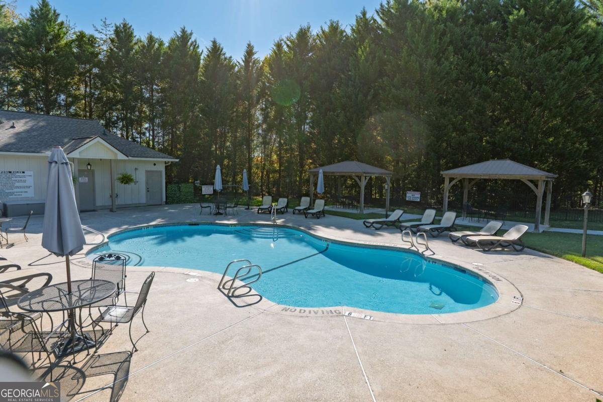 259 DACH BRUECKE GASSE Helen - 52