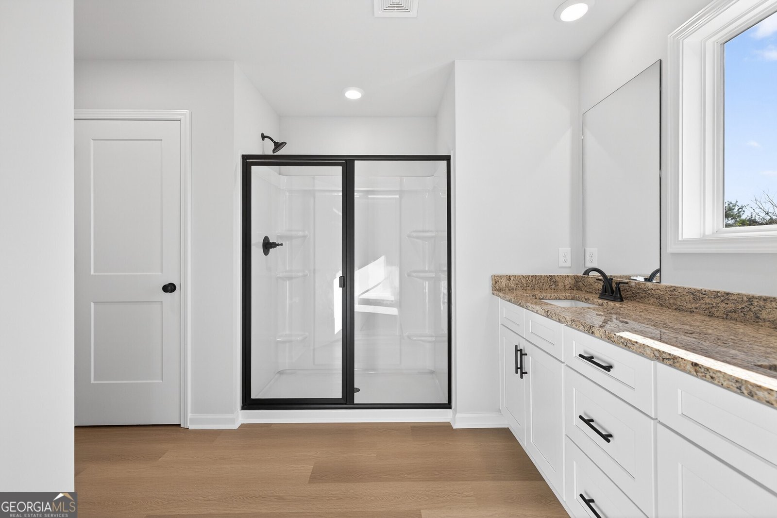 548 Madison Street Commerce - Photo 31