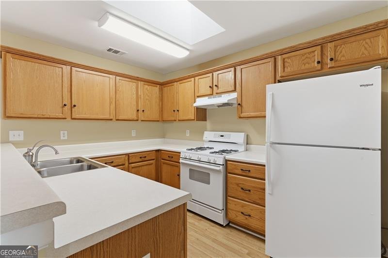 235 Rose Cottage Drive Woodstock - 8