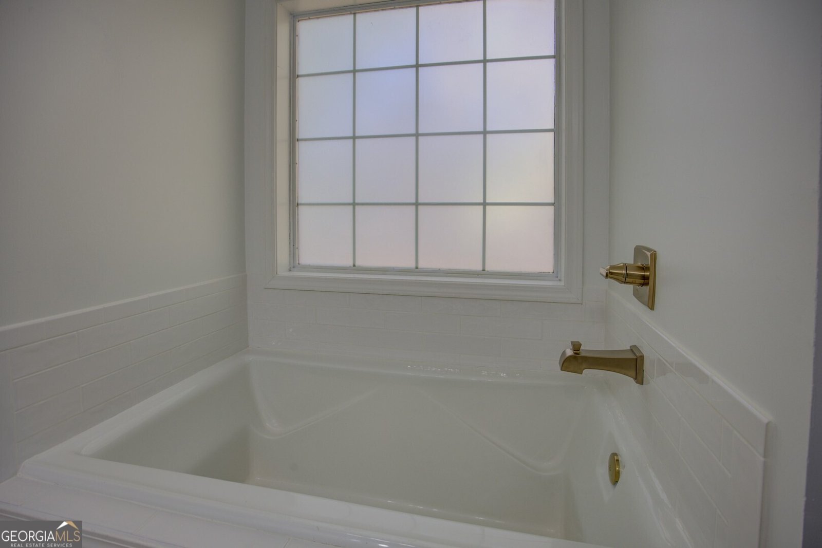 130 Country Mill Lane Stockbridge - 4