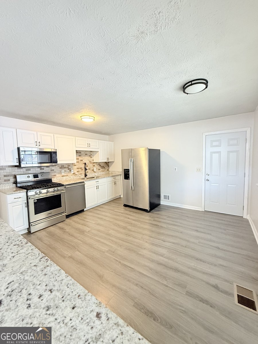 554 Fort Street Marietta - 7