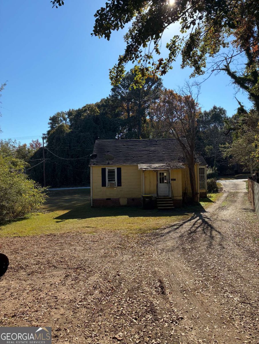 76 Fayetteville Road Fairburn - 2