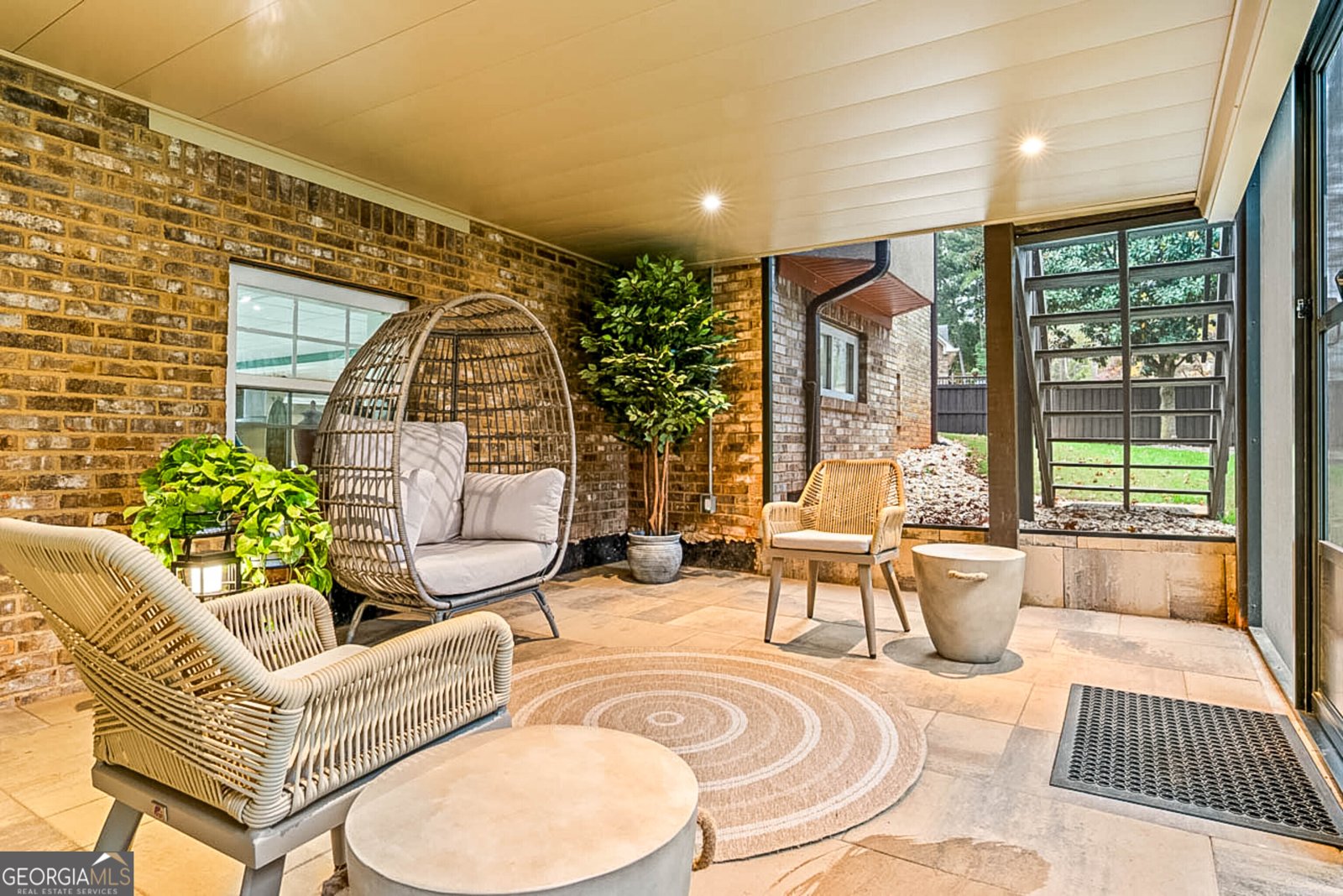 1615 Avery Drive Locust Grove - 37