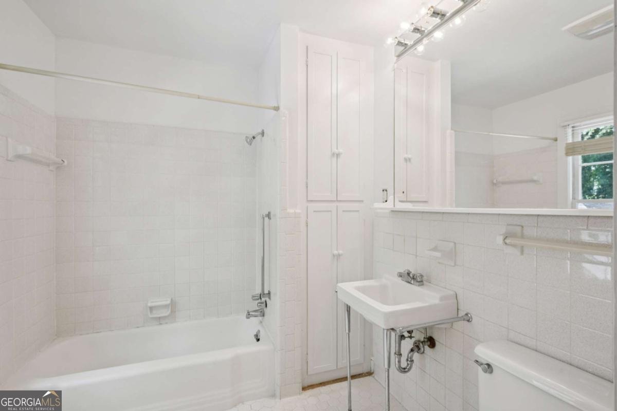 4019 Wesley Chapel Road Marietta - 33