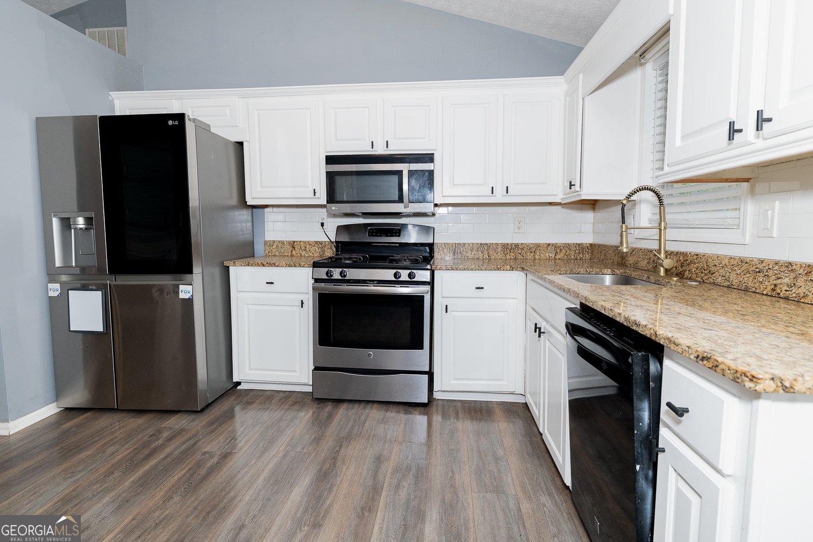 1025 Hunters Oak Trail Sugar Hill - 6