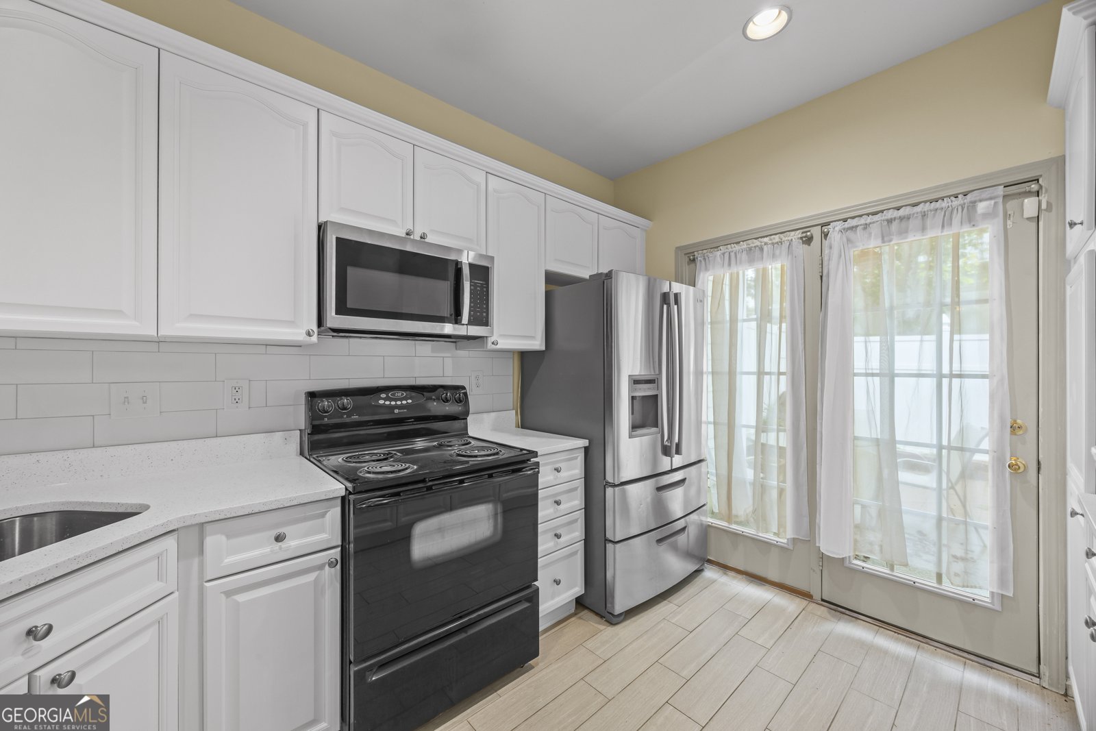 2331 Suwanee Pointe Drive Lawrenceville - 24