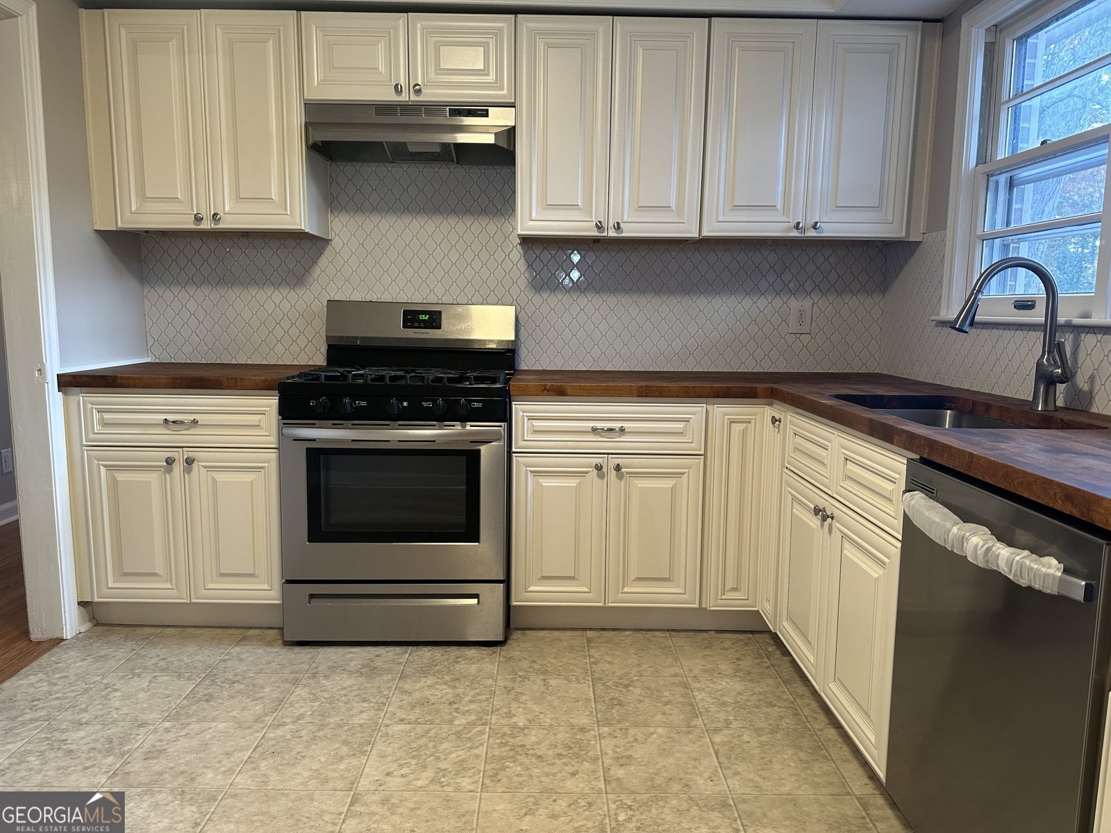 2526 Old Holton Road Macon - 8