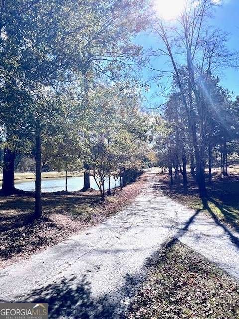 1021 Thomas Drive Greensboro - 24