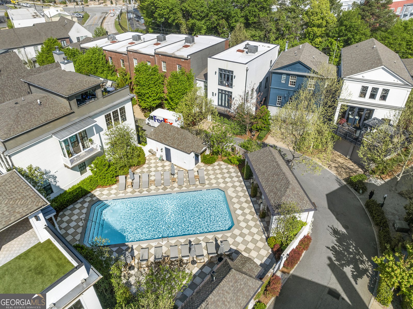 590 Bismark Road Atlanta - 2