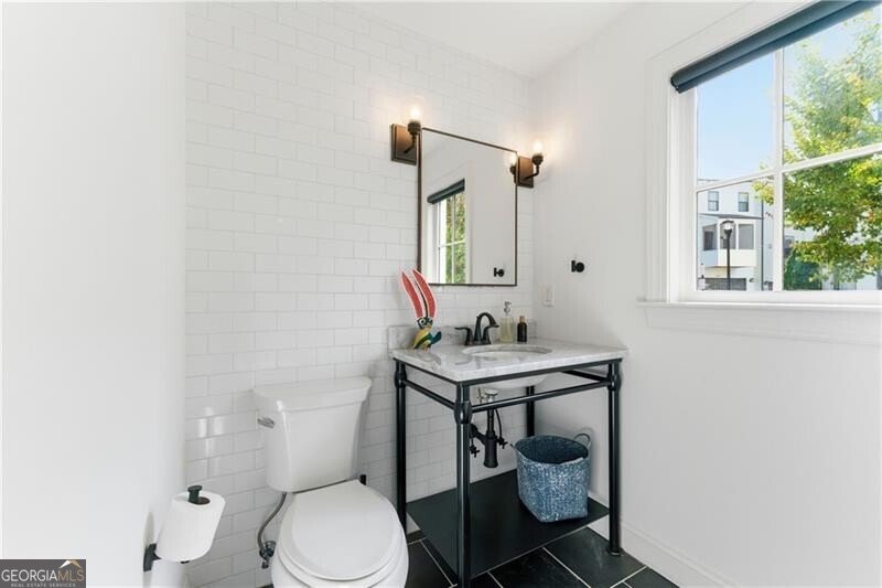 590 Bismark Road Atlanta - 30