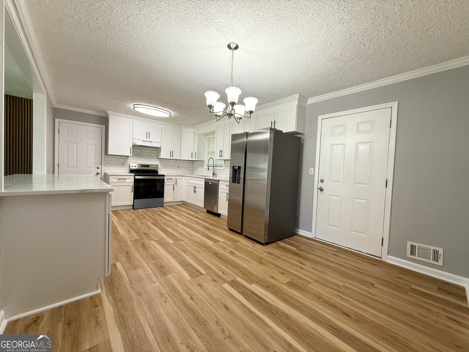 5790 Twain Drive Ellenwood - 2