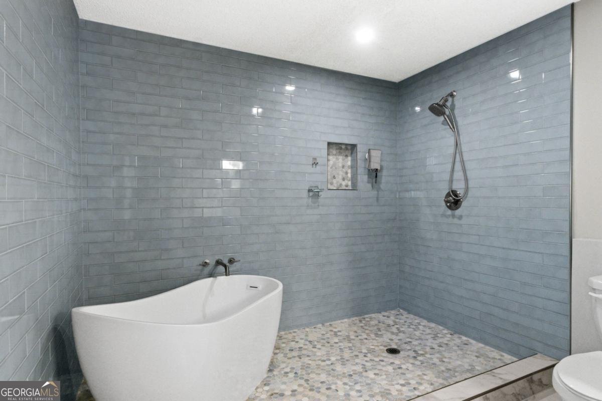 2254 Valley Wood Drive Lawrenceville - 17