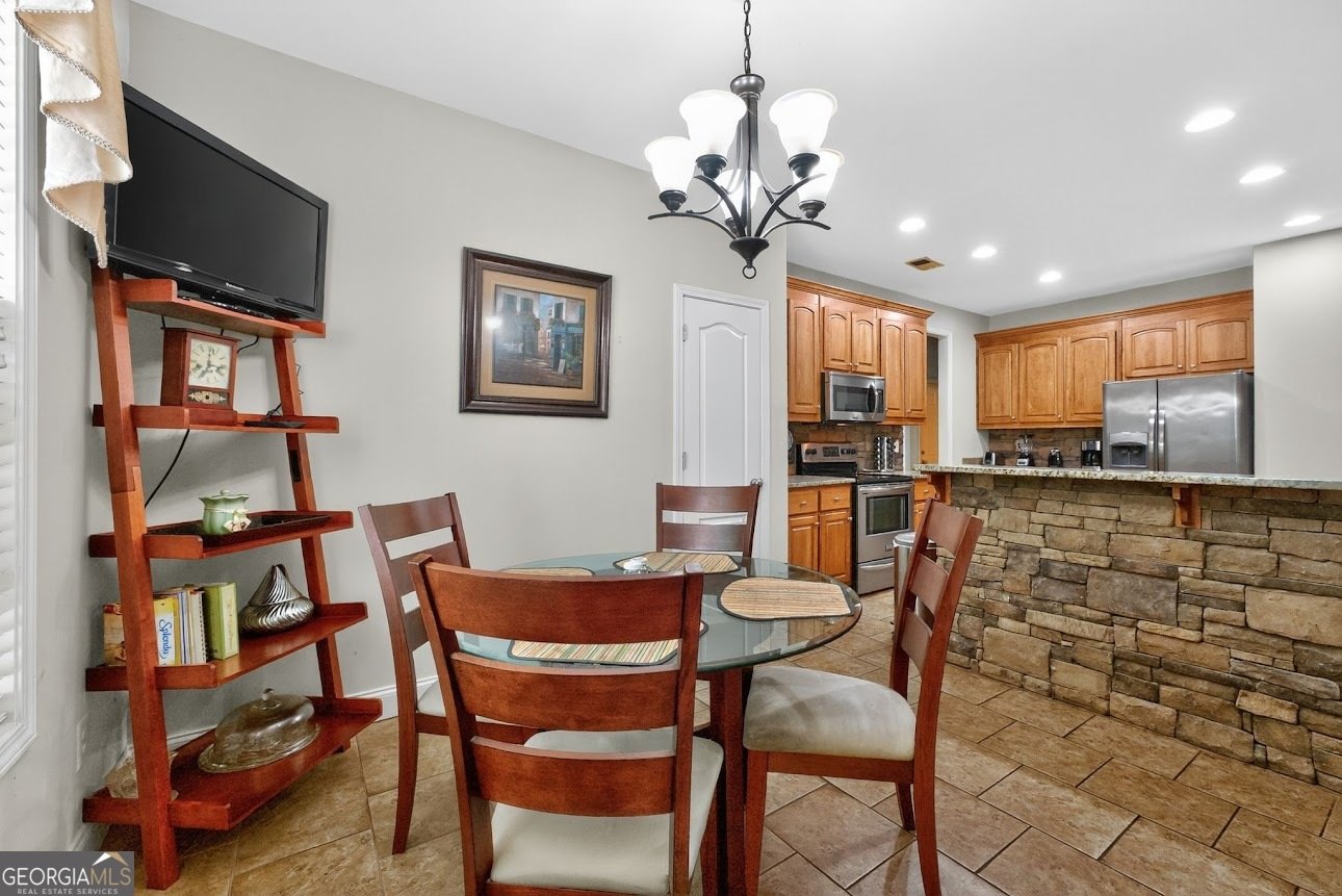 6460 Bellevue Drive Conyers - 24