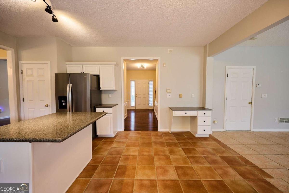 2215 Traywick Alpharetta - 13