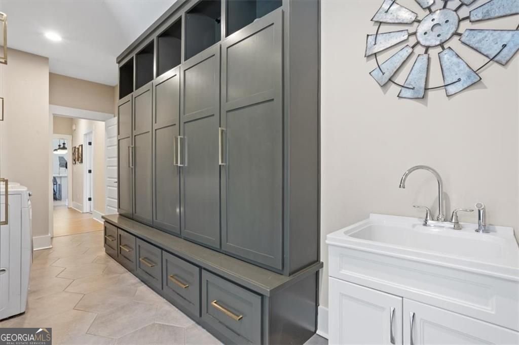 14402 Fincher Road Canton - 37