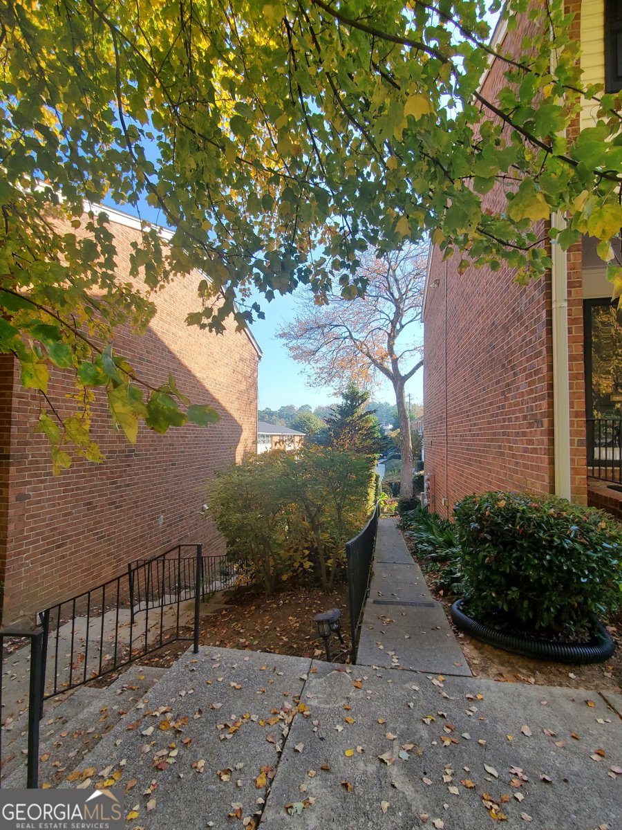 6520 Roswell Road Sandy Springs - 4