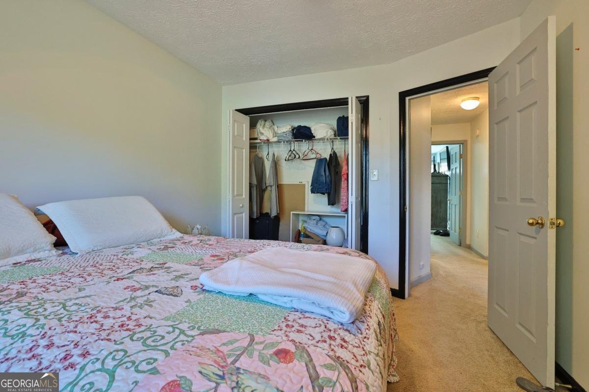 100 Liberty Bell Lane Griffin - 24