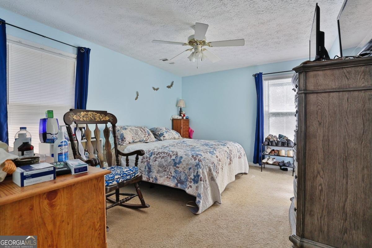 100 Liberty Bell Lane Griffin - 29