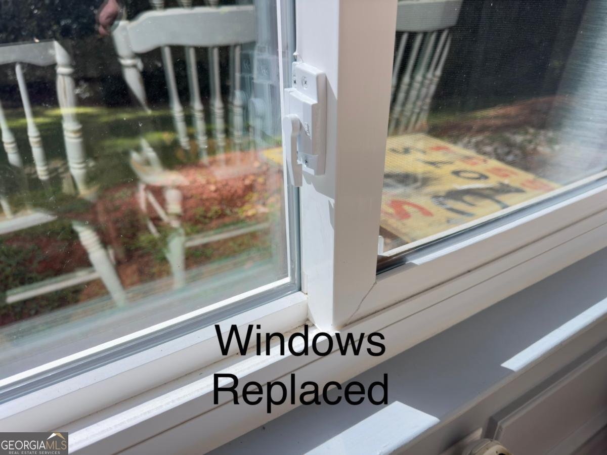 100 Liberty Bell Lane Griffin - 53