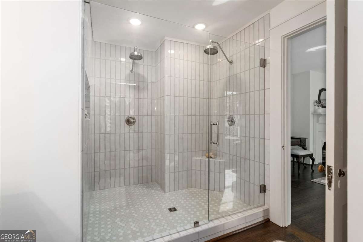 6104 Floyd Street Covington - 24