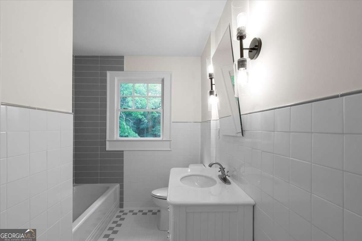 6104 Floyd Street Covington - 25