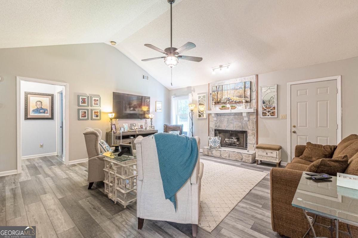 135 Pine Tree Lane Mcdonough - 23