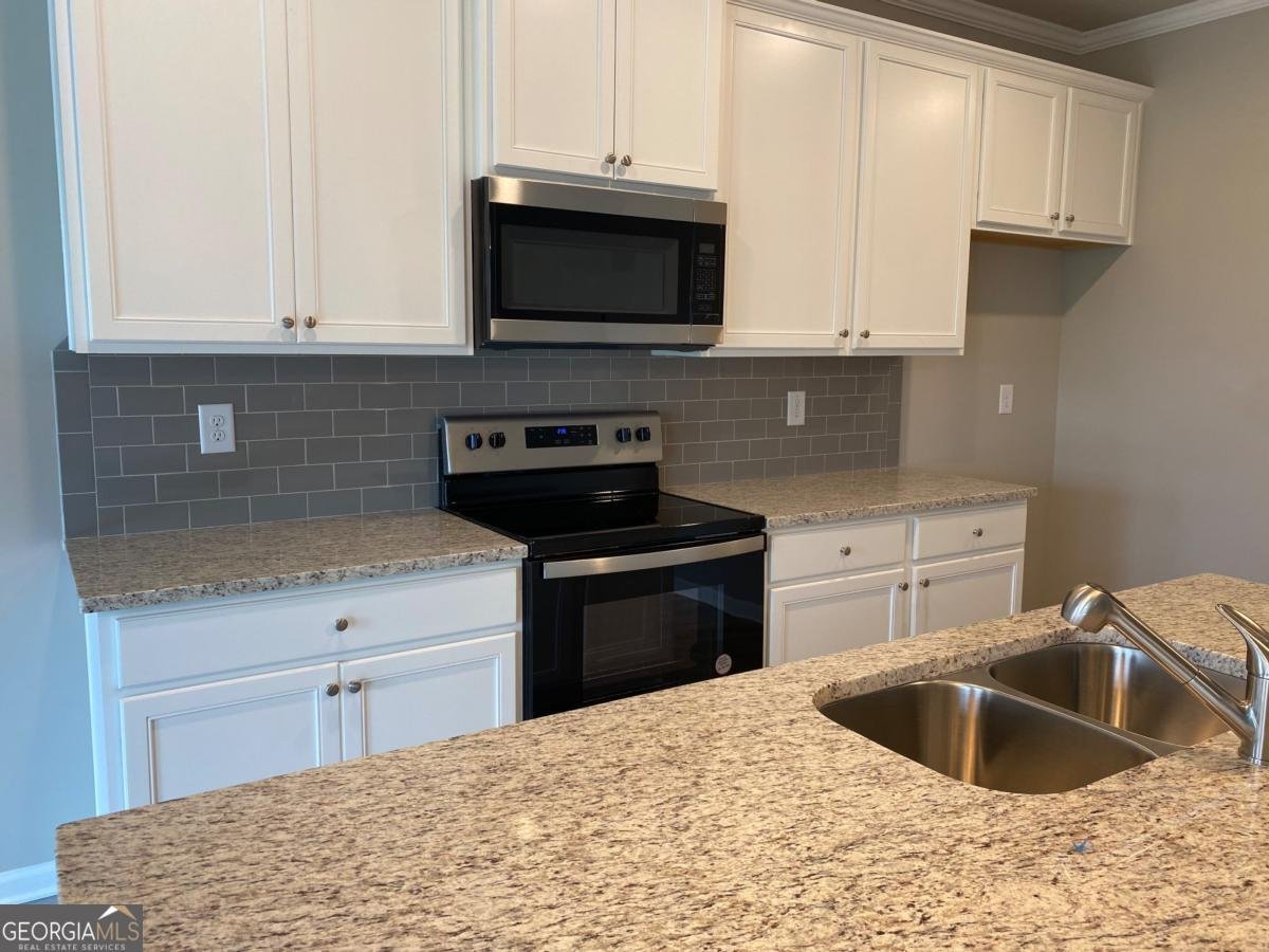 5286 Fox Den Road Oakwood - 11