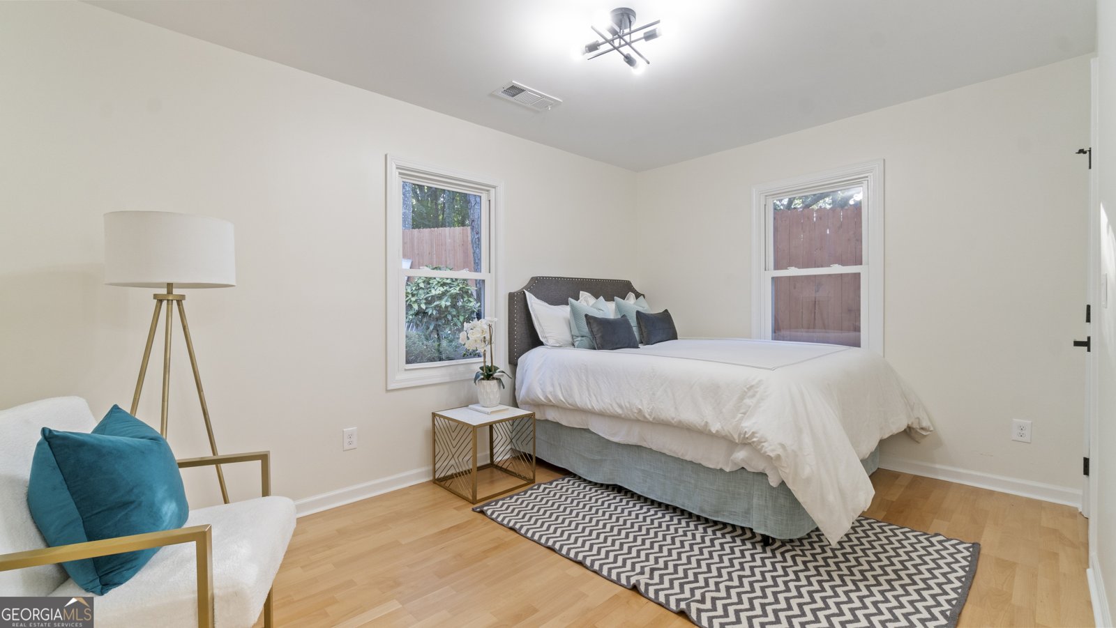 2720 Hedgewood Drive Atlanta - 23