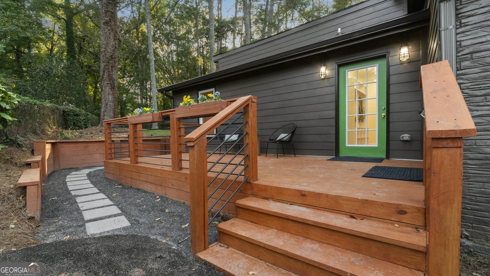 2720 Hedgewood Drive Atlanta - 24