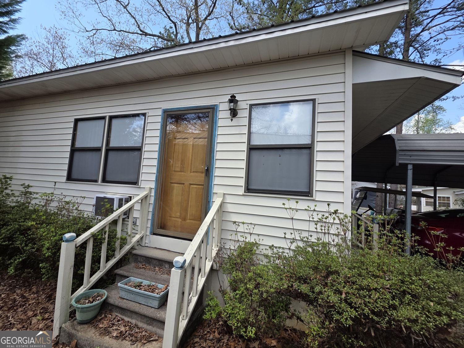 92 Cindy Parkway Cleveland - 2