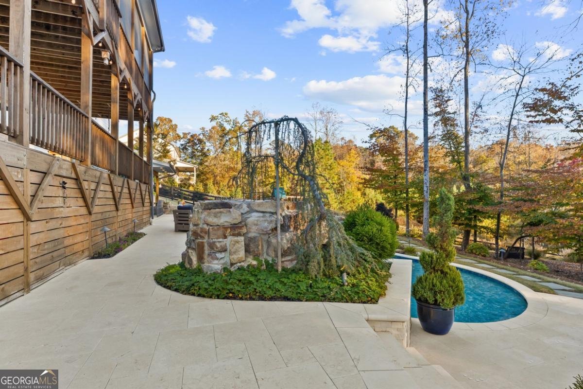 16180 Grand Litchfield Drive Roswell - 55