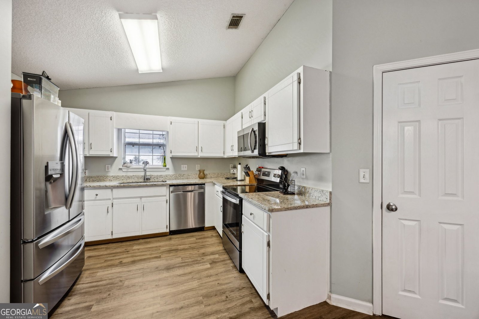 102 Lake Wisteria Court Kingsland - 16