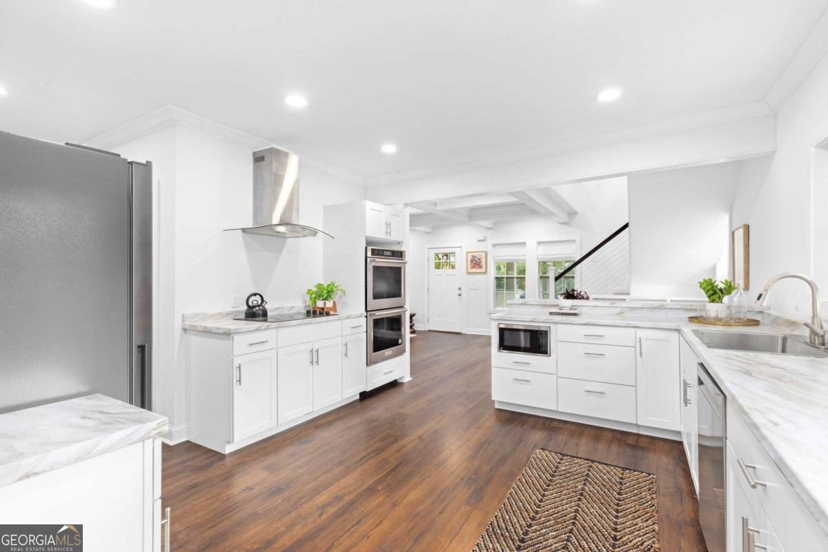 934 Burns Drive Atlanta - 21