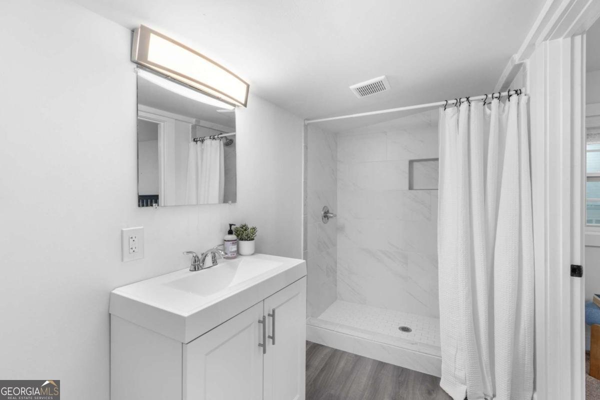 934 Burns Drive Atlanta - 46