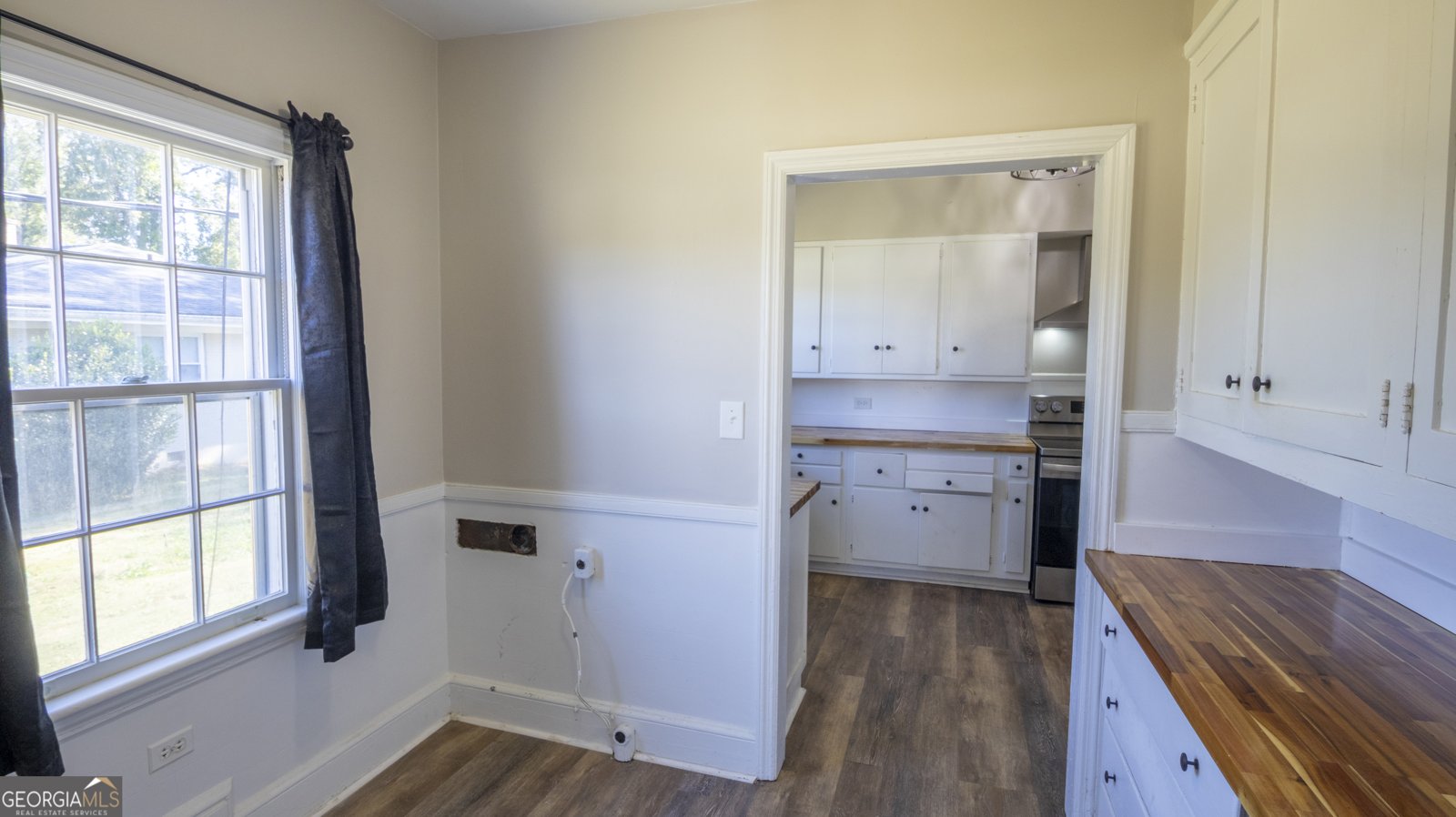 17942 Main Street Woodbury - 11