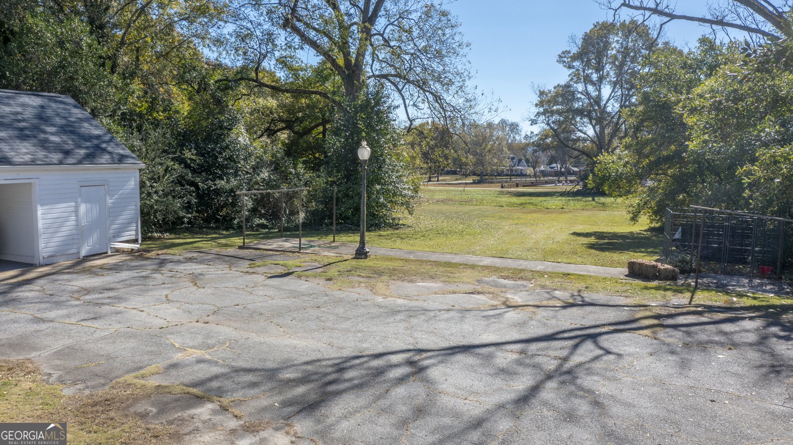 17942 Main Street Woodbury - 36