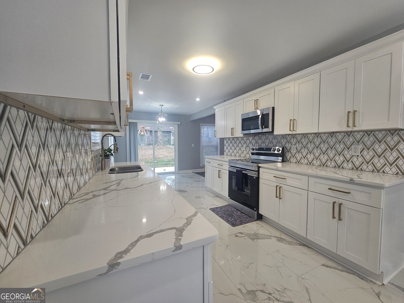 391 Park Ridge Circle Riverdale - 21