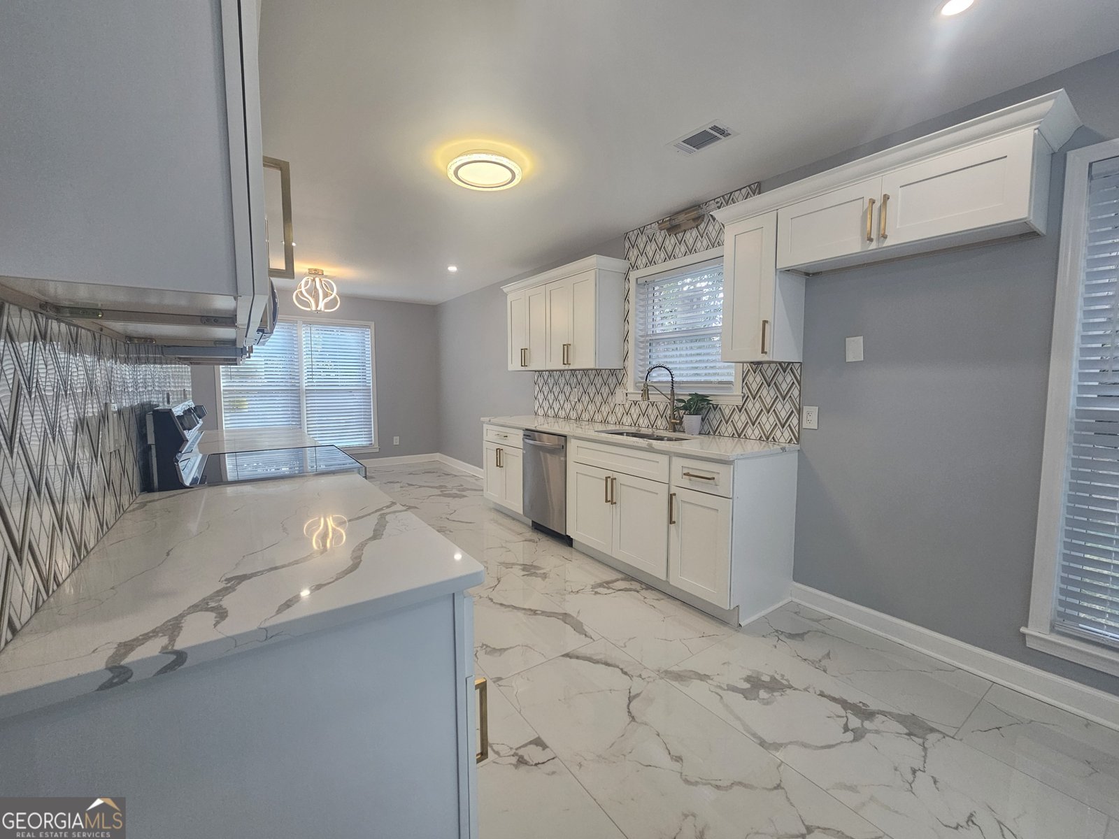 391 Park Ridge Circle Riverdale - 25