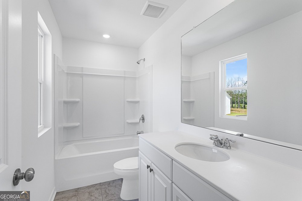 1753 Fawlocke Run Loganville - 32