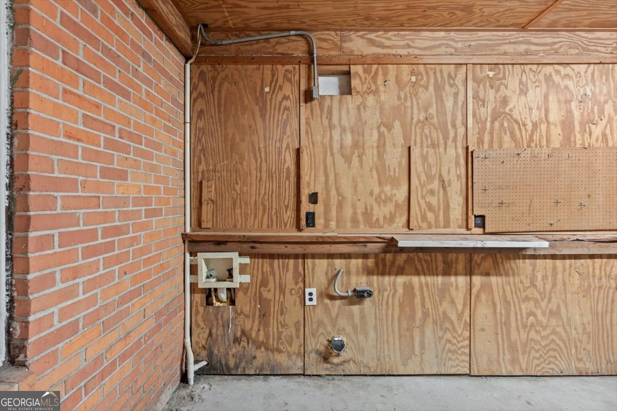 2451 Pine Drive Kennesaw - 30